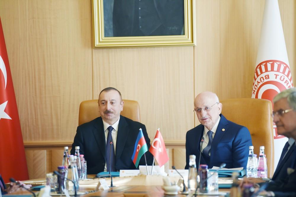 Президент Ильхам Алиев встретился с председателем Великого национального собрания Турции (ФОТО)