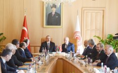 Президент Ильхам Алиев встретился с председателем Великого национального собрания Турции (ФОТО)