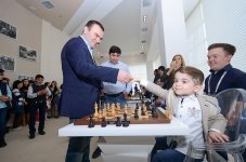 Лидеры мировых шахмат провели акцию в Шамкире (ФОТО)