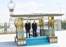 President Ilham Aliyev officially welcomed in Ankara (PHOTO)