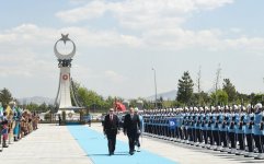 Prezident İlham Əliyevin Ankarada rəsmi qarşılanma mərasimi olub (FOTO)