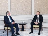 Президент Ильхам Алиев встретился с группой членов британского парламента (ФОТО)