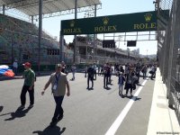 F1 fans walk track of 2018 Formula 1 Azerbaijan Grand Prix (PHOTO)