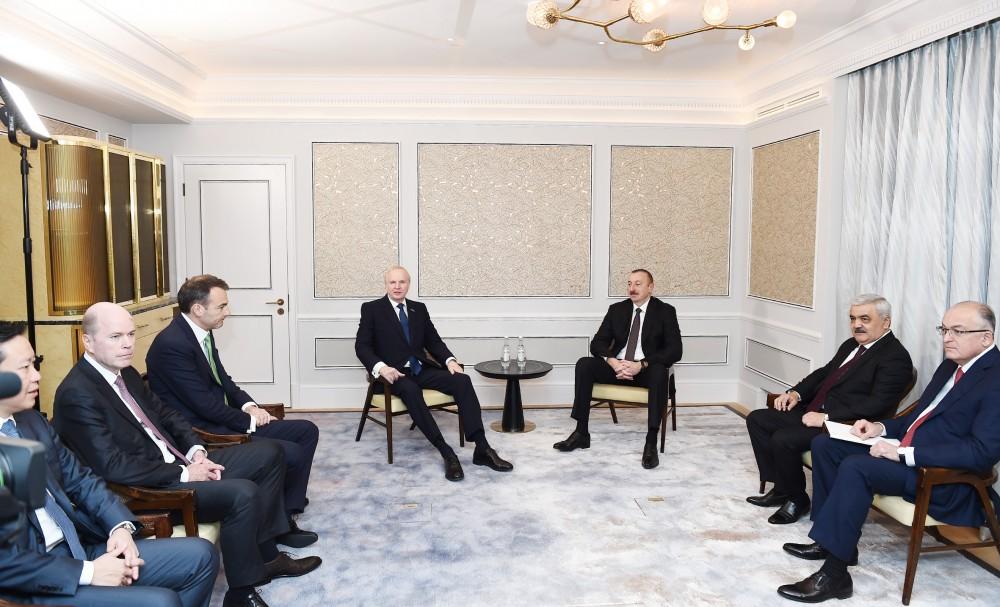Начался визит Президента Ильхама Алиева в Великобританию (ФОТО)