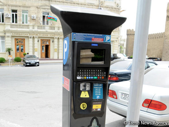 На главных улицах Баку запрещается парковаться - агентство