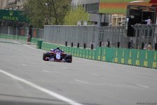 Bakıda Formula 1 yarışları başladı (FOTO)