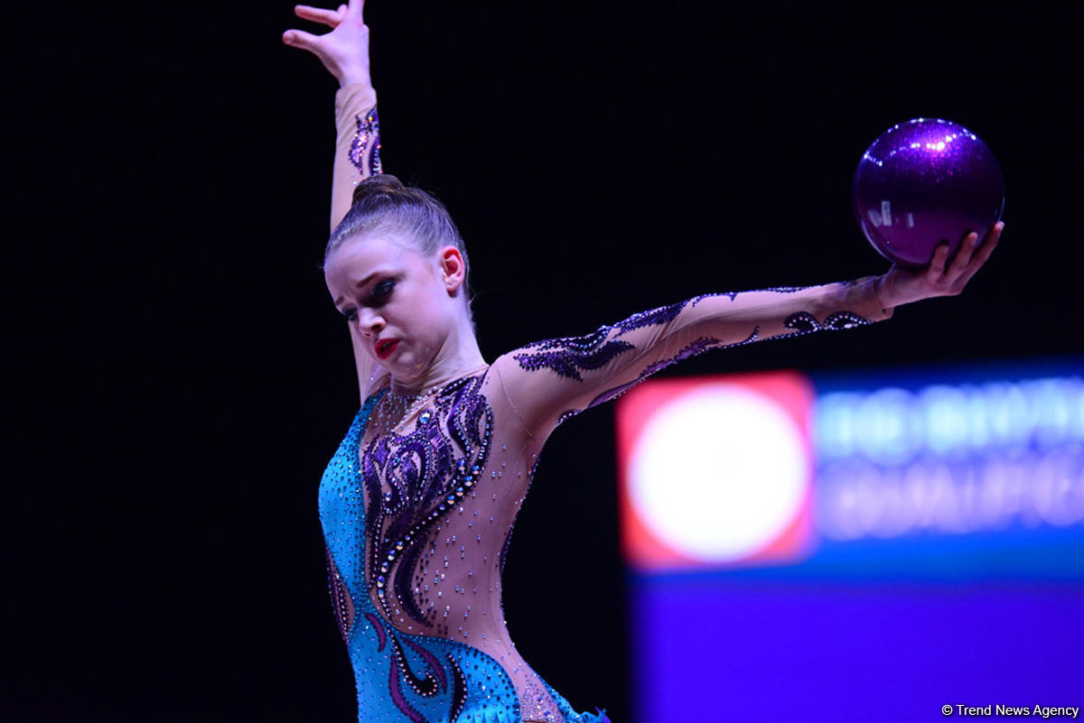 Bakıda bədii gimnastika üzrə Dünya Kubokuna start verildi (FOTO)