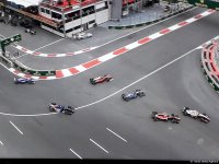 Bakıda Formula 2-də təhlükəli anlar (FOTO)