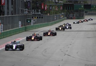 Команды, принявшие участие в Гран-при "Формулы 1", разъезжаются из Баку