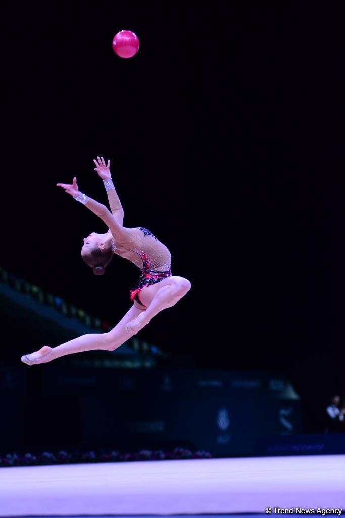 Finals of FIG Rhythmic Gymnastics World Cup kick off in Baku (PHOTO)