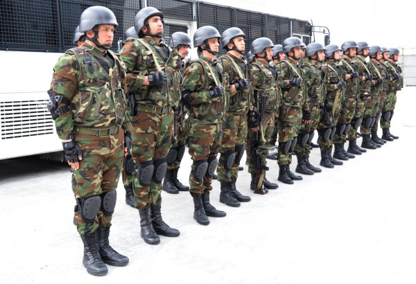 Внутренние войска привлечены к совместному с полицией патрулированию в Баку