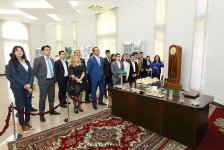 В Службе госбезопасности прошел "круглый стол" на тему "Гейдар Алиев и азербайджанская молодежь"(ФОТО)