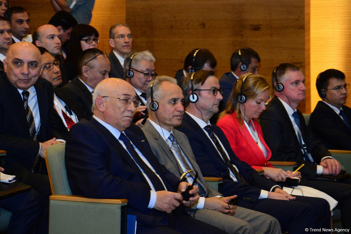 SOCAR prezidenti: Dəniz platformalarından 4,5 milyard kubmetr səmt qazının toplanması təmin edilib (FOTO)