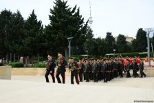 Azerbaijanis mark 73rd anniversary of victory over fascism in WWII (PHOTO)