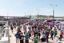 Heydar Aliyev Foundation VP Leyla Aliyeva, Arzu Aliyeva take part in Baku Marathon 2018 (PHOTO)