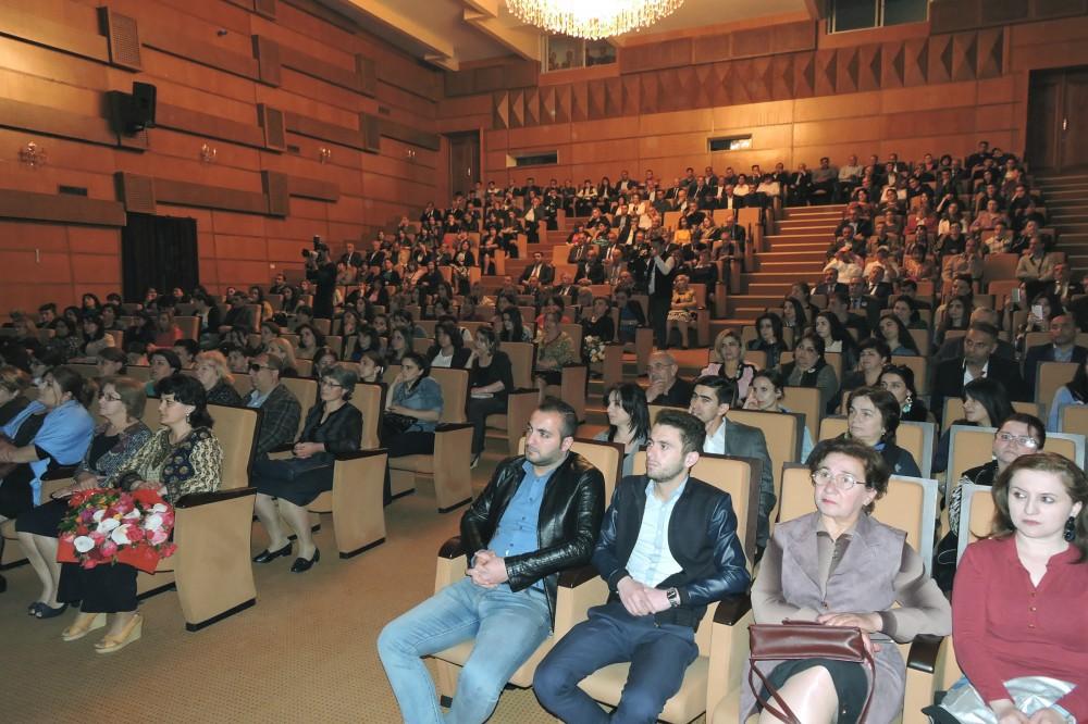 Состоялось торжественное открытие III Шекинского международного театрального фестиваля (ФОТО)