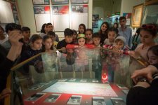 Bank Respublika организовал экскурсию в музей истории для учеников школы-интерната (ФОТО)