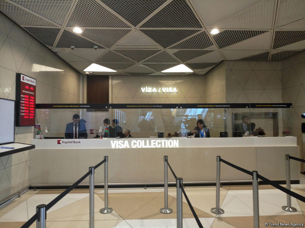 Иностранцы смогут получать визу в аэропорту в Баку через терминалы самообслуживания (ФОТО)