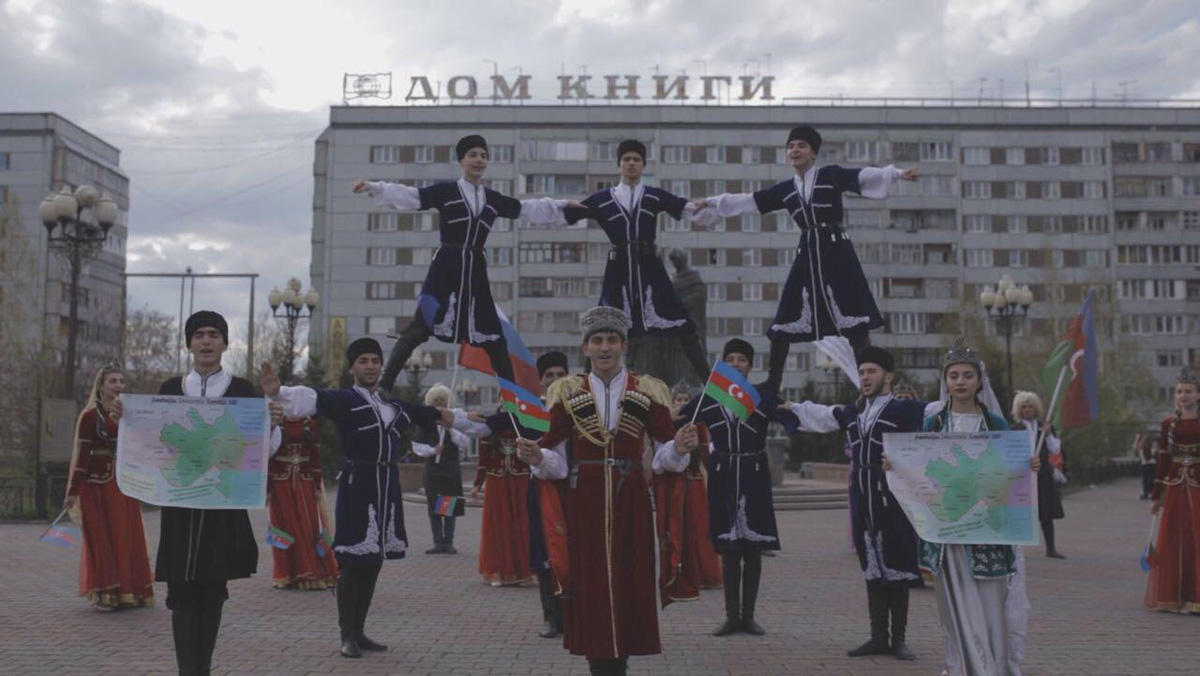 Krasnoyarskda AXC-nin 100 illiyi silsilə tədbirlərlə qeyd olunub (FOTO)