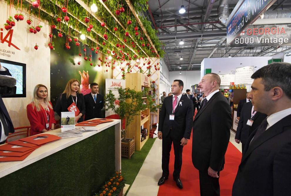 Президент Ильхам Алиев ознакомился с XXIV Азербайджанской международной продовольственной выставкой (ФОТО)