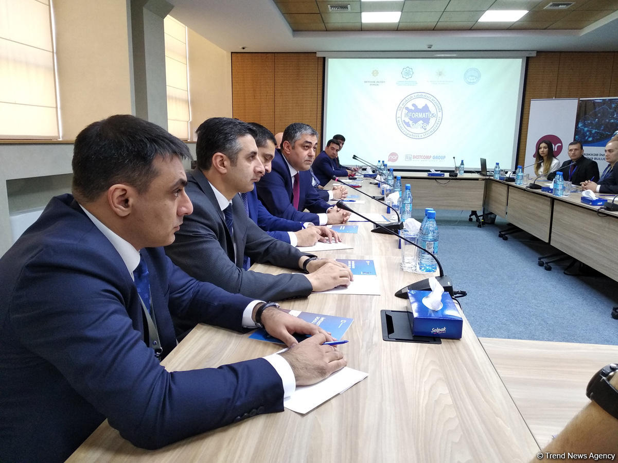 В Азербайджане будет построен крупный инновационный центр - министр (ФОТО)