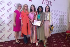 Гюльнара Халилова оценила работы молодых дизайнеров в Казахстане (ФОТО)