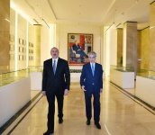 Prezident İlham Əliyev Yeni Azərbaycan Partiyasının yeni inzibati binasının açılışında iştirak edib (FOTO) (YENİLƏNİB)
