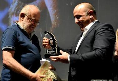 Азербайджанский актер завоевал Гран-при фестиваля в Македонии (ФОТО)