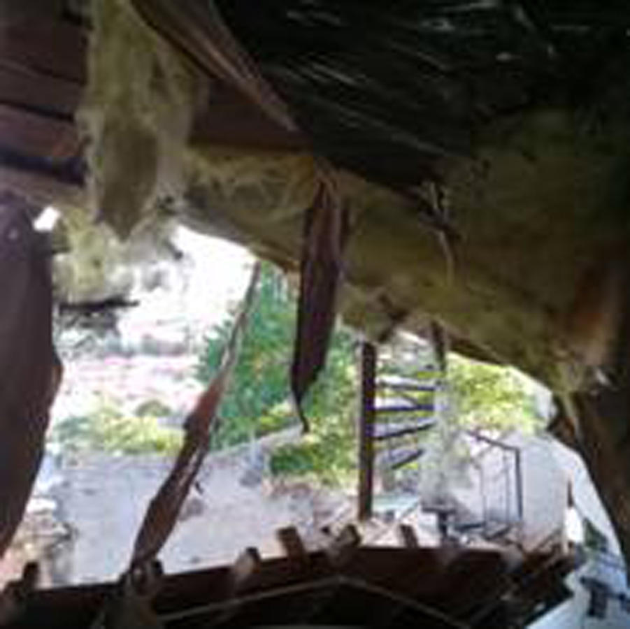 Bayılda son sürüşmədən sonra 16 mərtəbəli binada da çatlar yarandı (FOTO)