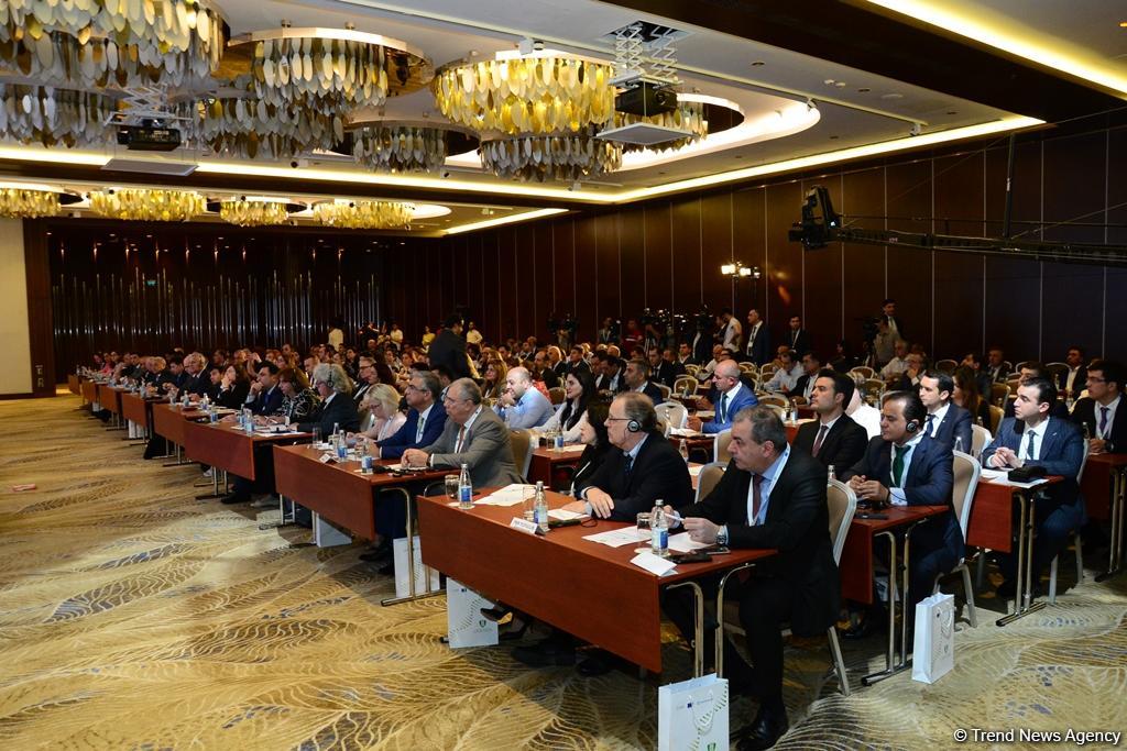 1-ci Bakı Beynəlxalq Qida Təhlükəsizliyi Konfransı öz işinə başlayıb (FOTO)