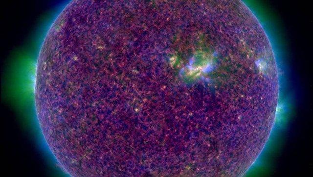 В глубоком ультрафиолете: NASA опубликовало новое изображение Солнца (ФОТО)