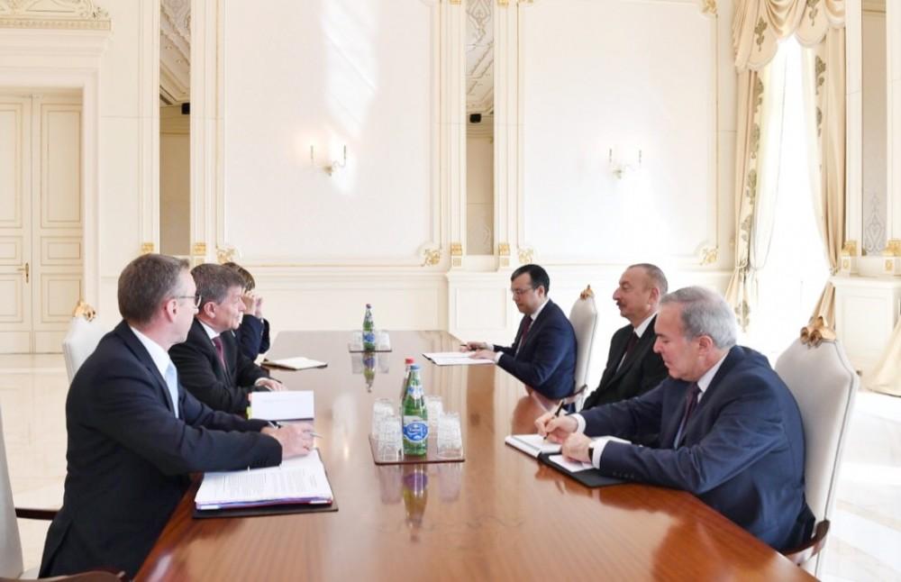 Президент Ильхам Алиев принял делегацию во главе с гендиректором Международной организации труда (ФОТО)