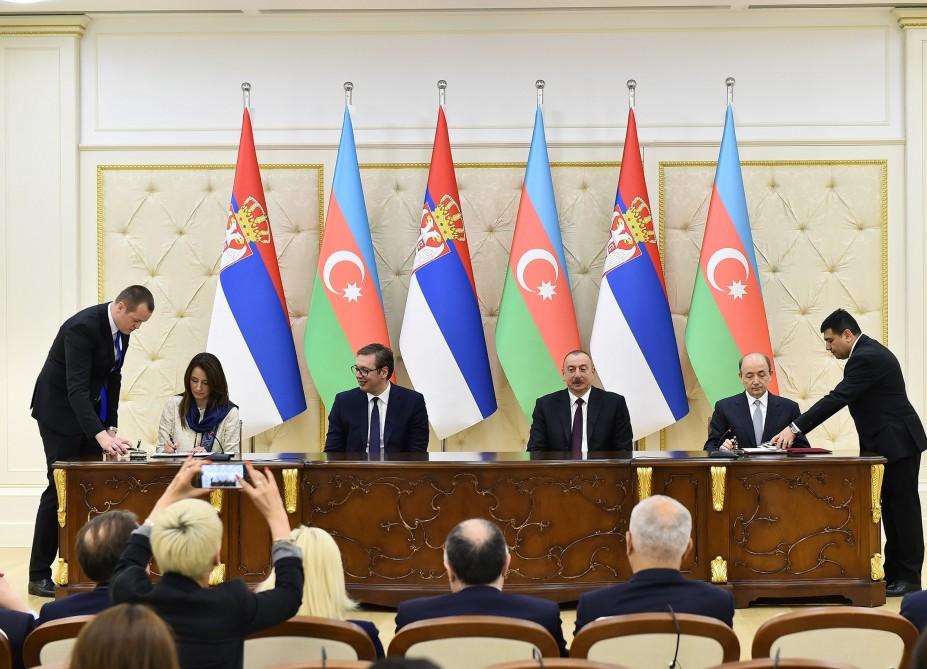 Azerbaijan, Serbia sign documents in Baku (PHOTO)