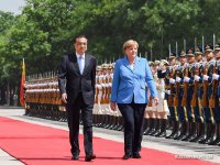 Ли Кэцян провел переговоры с канцлером Германии Ангелой Меркель (ФОТО)