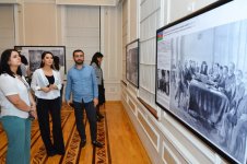 В картинах известных художников история Азербайджанской Демократической Республики (ФОТО)