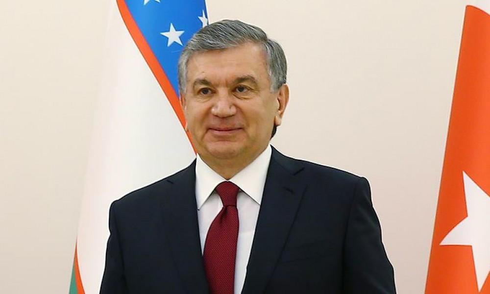 Шавкат Мирзиёев поздравил Президента Ильхама Алиева