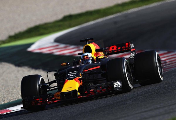 Daniel Ricciardo keeps cool in stricken car to win Monaco Grand Prix