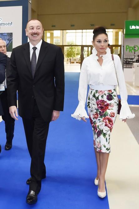 President Aliyev, First Lady Mehriban Aliyeva observe 25th Caspian Oil & Gas Exhibition and Conference (PHOTO)