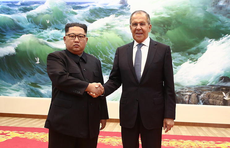 Lavrov ilk dəfə Kim Çen Inla görüşdü