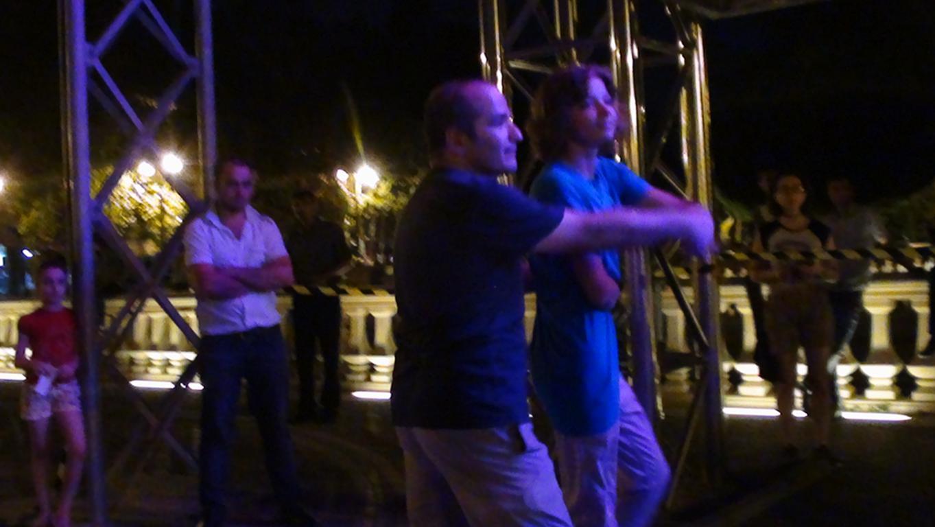 Все лето на Бакинском бульваре будут танцы на открытом воздухе! (ФОТО)