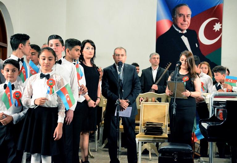 Filarmoniyada Cümhuriyyətin 100 illiyinə həsr olunmuş konsert keçirilib (FOTO)