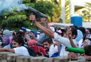 Nikaraquada etiraz aksiyaları zamanı 18 nəfər ölüb