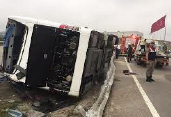 Over 10 injured in bus accident in Turkey