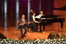 Beynəlxalq Muğam Mərkəzində klassik musiqi konserti keçirilib (FOTO)