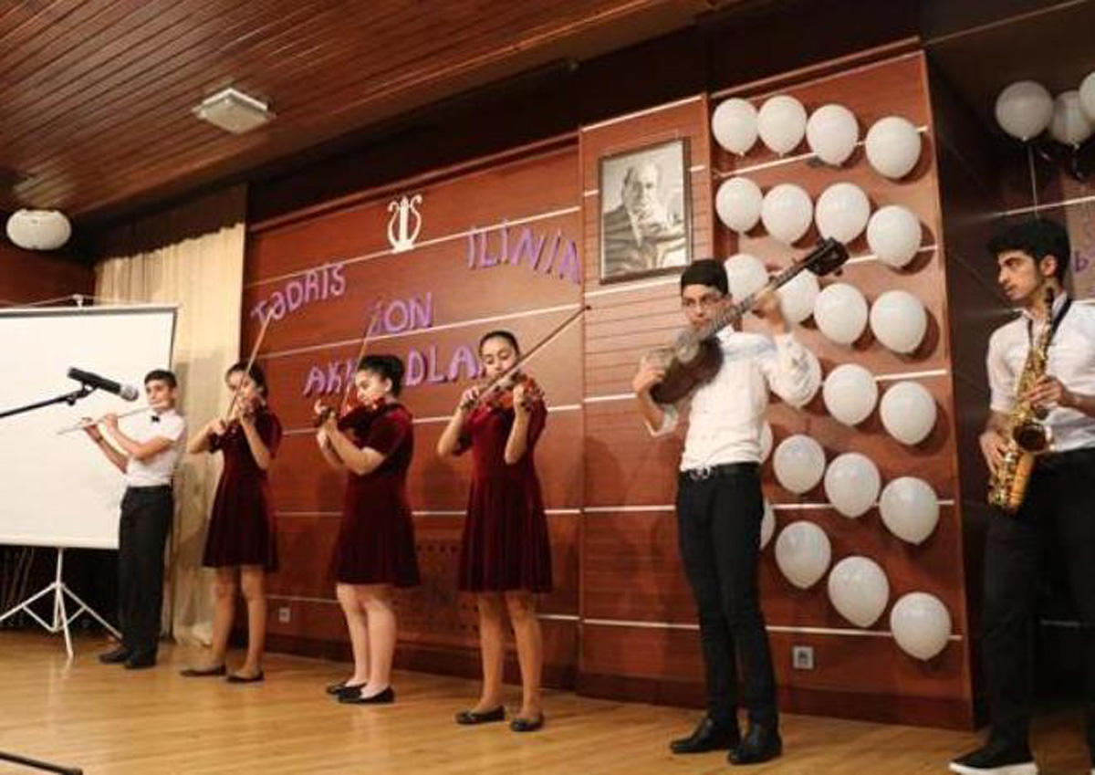 “Tədris ilinin son akkordları” adlı konsert keçirilib (FOTO) - Gallery Image