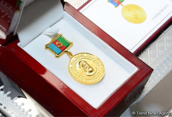 “Nizami Gəncəvi adına Qızıl medal”ın təqdim edilməsi mərasimi keçirilib (FOTO)