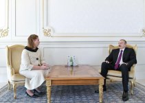 Президент Ильхам Алиев принял верительные грамоты новых послов ряда стран (ФОТО)