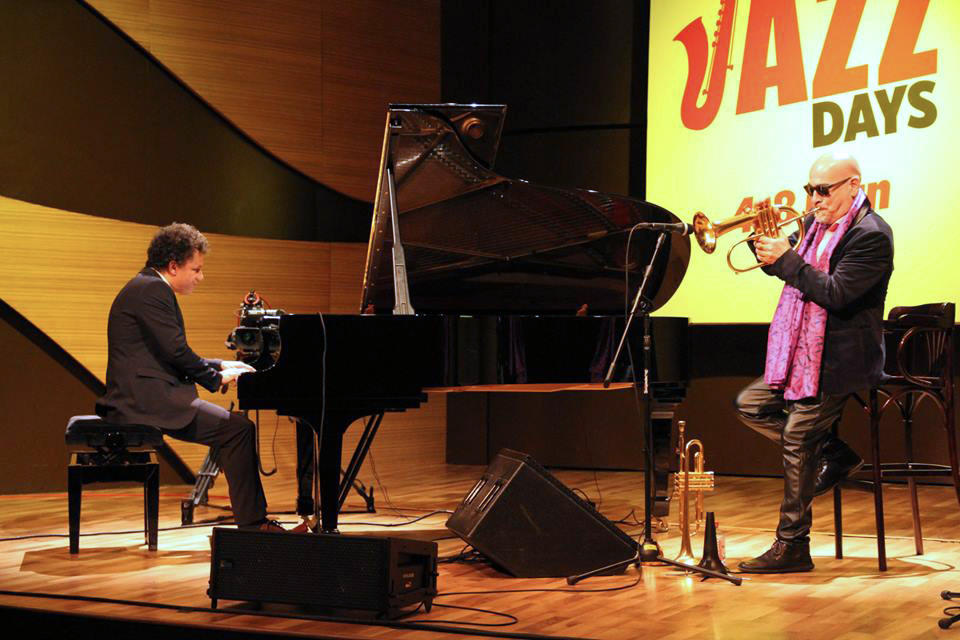 Летние дни джаза в Баку посвятили всем матерям мира (ФОТО)