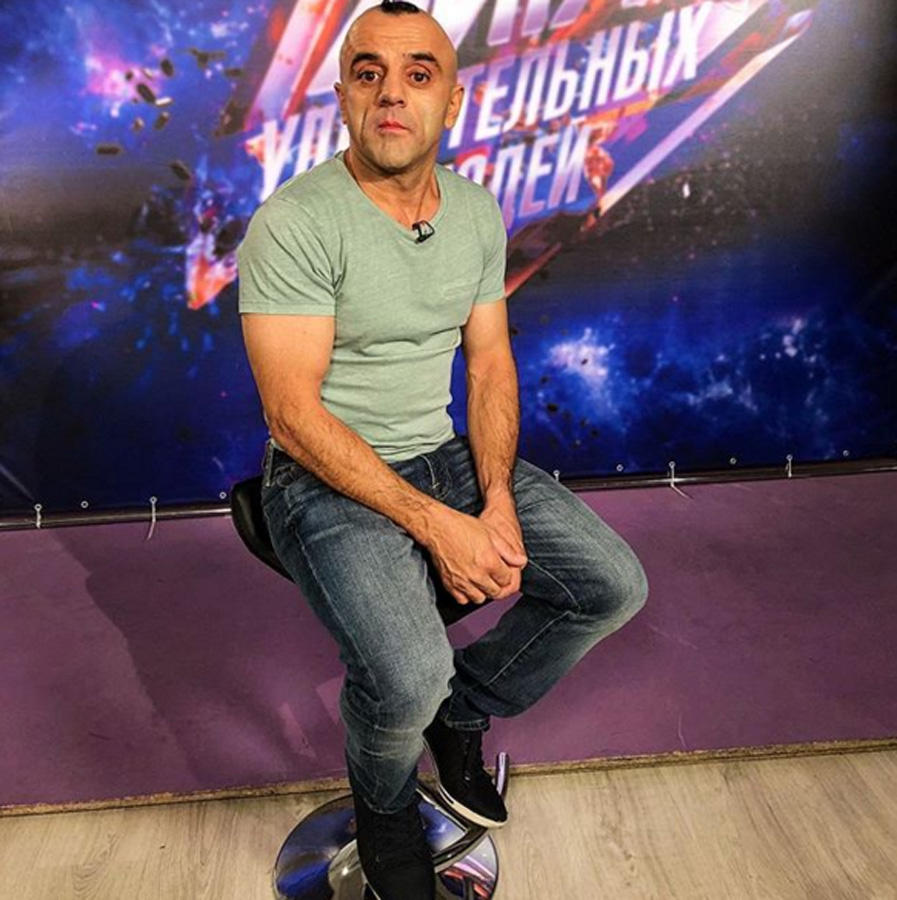 Удивительный азербайджанский циркач в проекте "Лига удивительных людей" телеканала "Россия 1" (ФОТО/ВИДЕО)