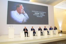 В Центре Гейдара Алиева прошла презентация книги «Нурсултан Назарбаев. Жизненный путь» (ФОТО)